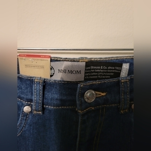 Girl's Levi's Mini Mom‎ Silver Tab Jeans - Picture 4 of 5